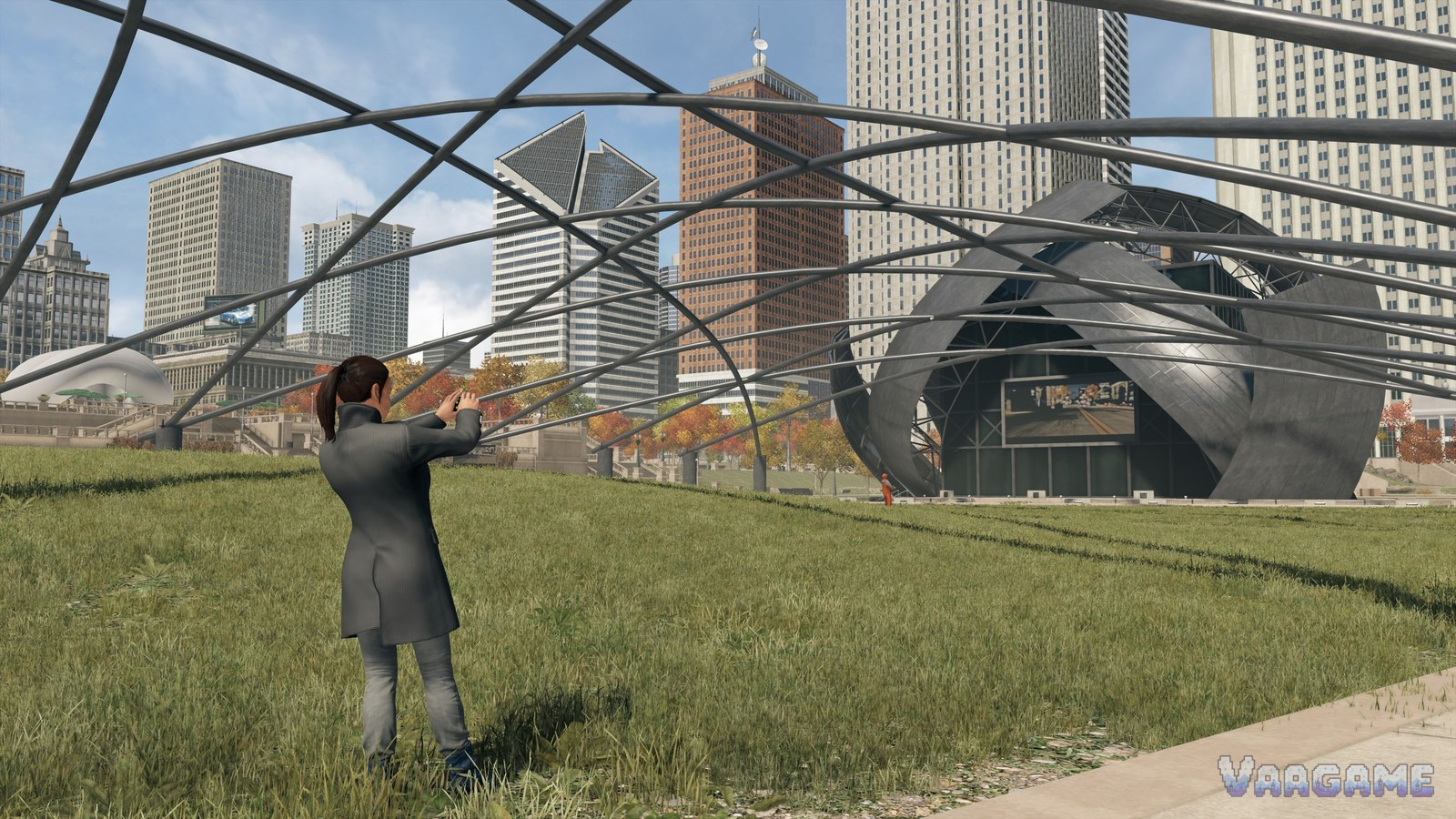 Watch Dogs game screenshot of a woman photographing the Pritzker Pavilion trellis and bandshell