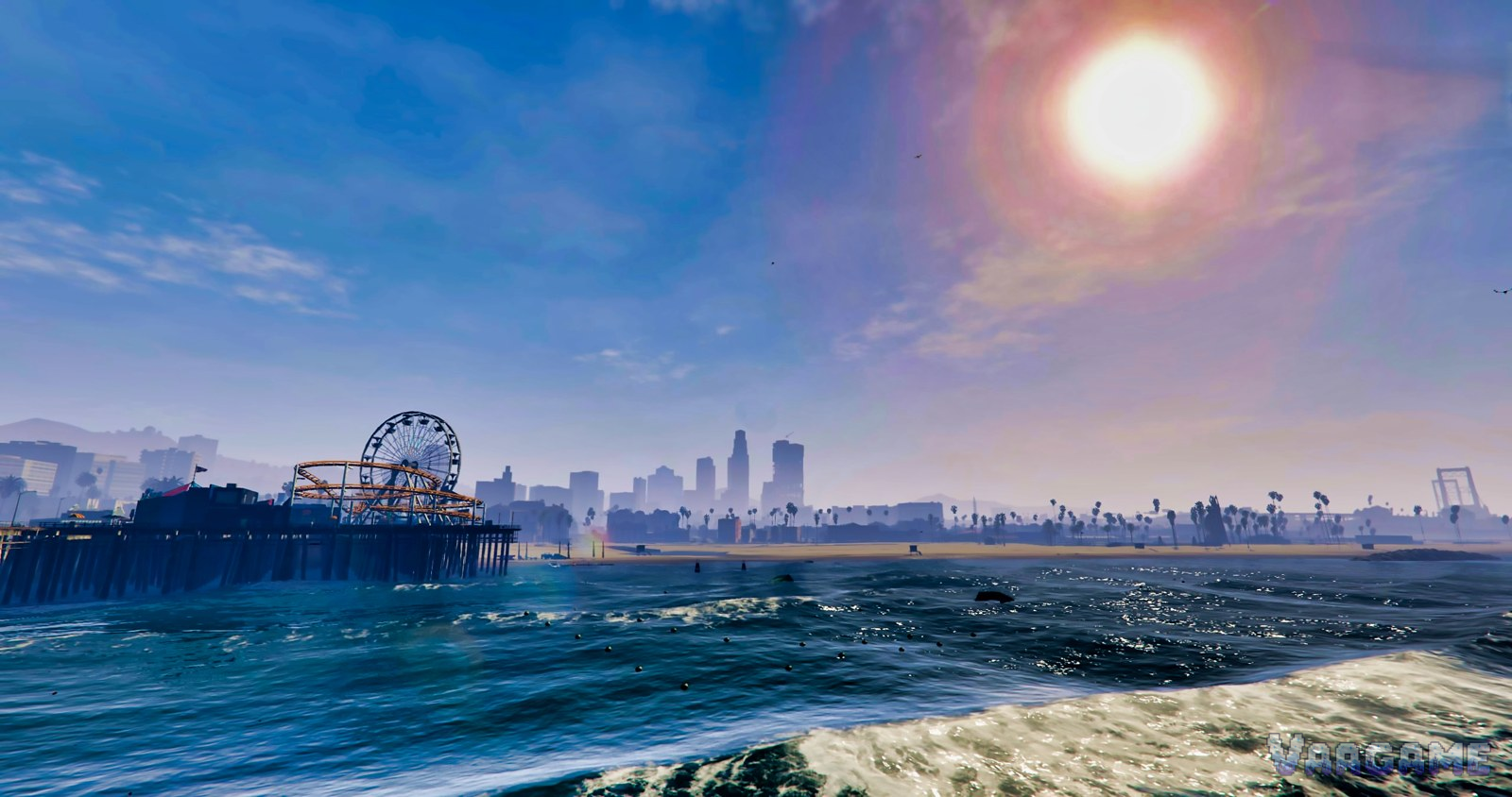 Grand Theft Auto V player screenshot of the Del Perro Pier Ferris wheel seen from the water